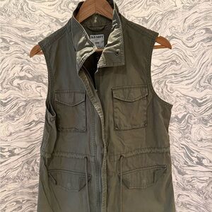 Old Navy Women’s Khaki Utility Vest